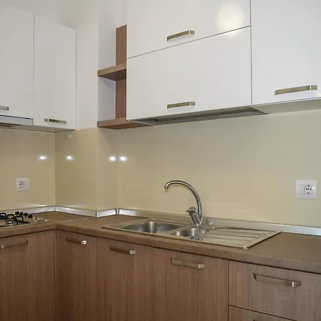 Two-bedroom In Durres Apartamento *